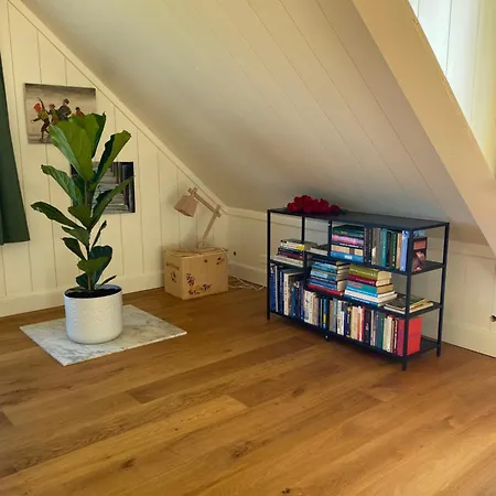 Bed & Breakfast Amsterdam Garden